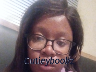 Cutieyboobz