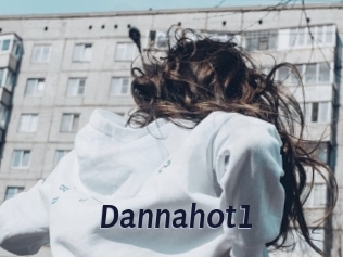 Danna_hot1