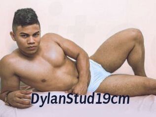 DylanStud19cm