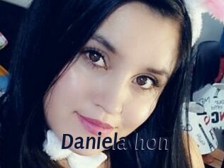 Daniela_hon