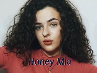 Honey_Mia