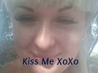 Kiss_Me_XoXo