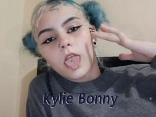 Kylie_Bonny