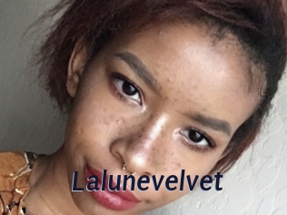 Lalunevelvet