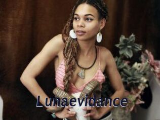 Lunaevidance