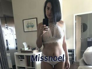 Miss_noel