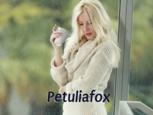 Petuliafox