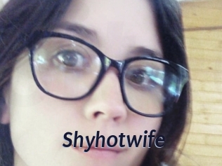 Shyhotwife