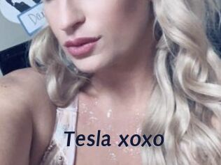 Tesla_xoxo