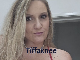 Tiffaknee